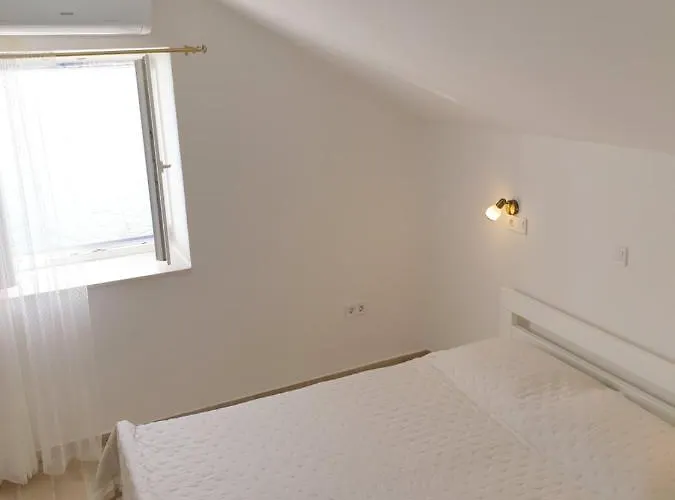 Апарт-отель Rooms *